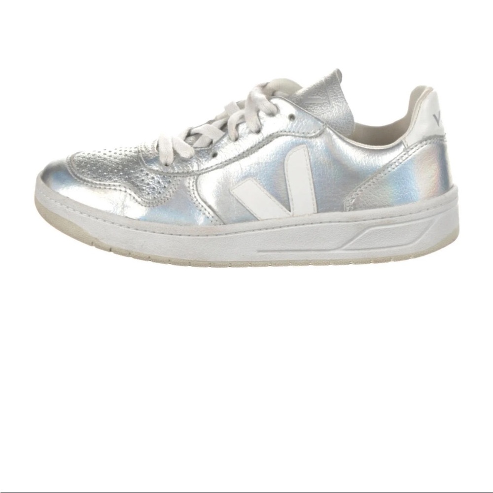 Veja Leather Sneakers - Silver